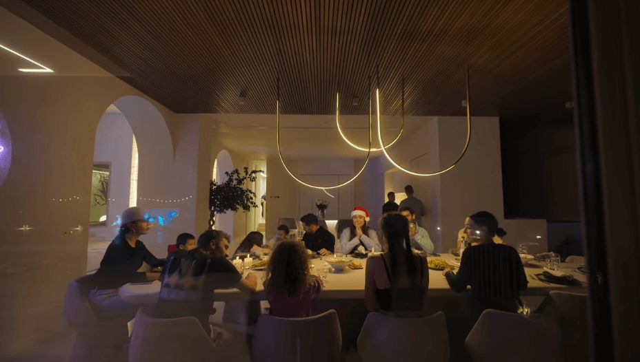 Georgina y su fiesta de Navidad en 'Soy Georgina' (Captura de Netflix)