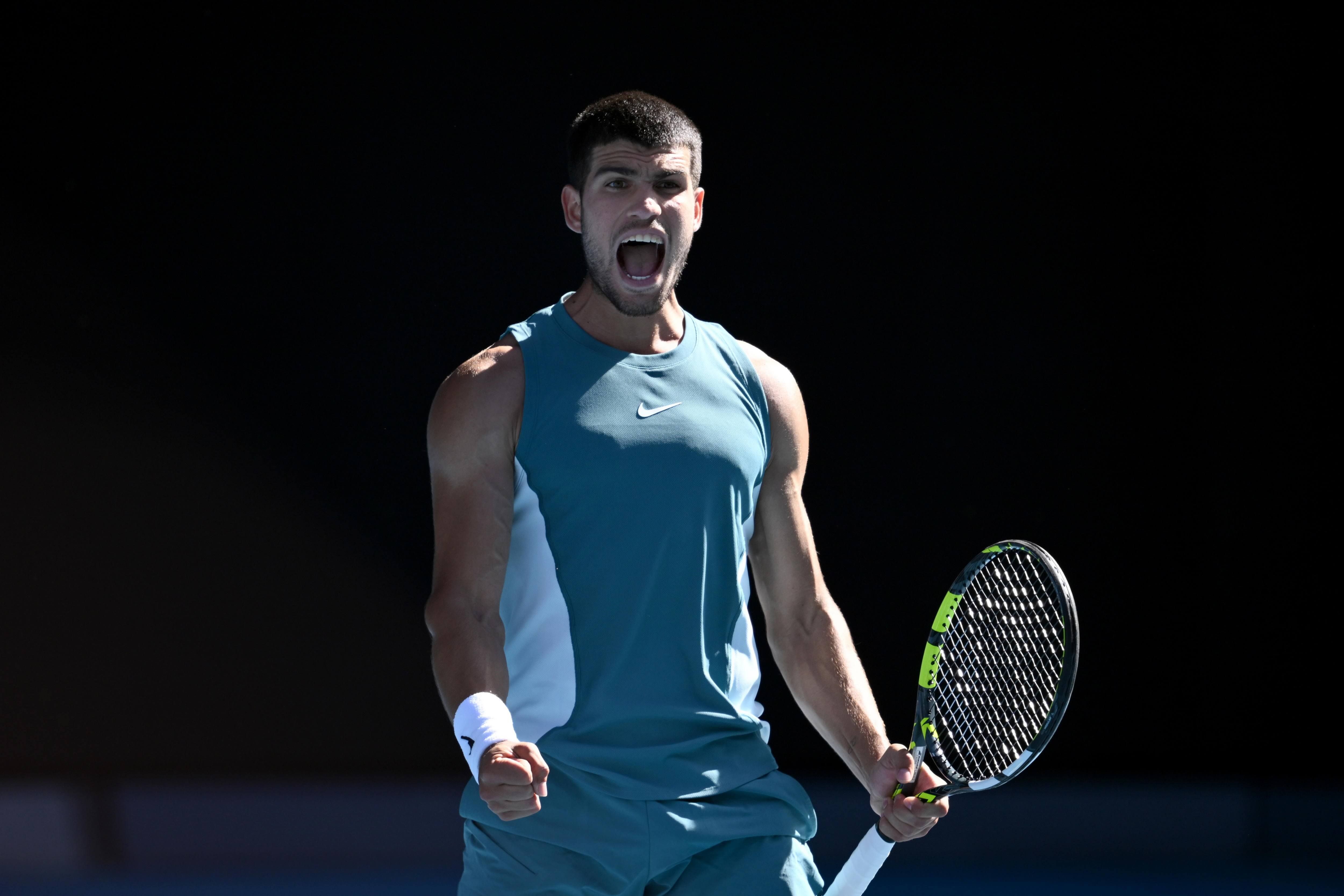  Carlos Alcaraz, tras clasificarse para los octavos del Open de Australia.