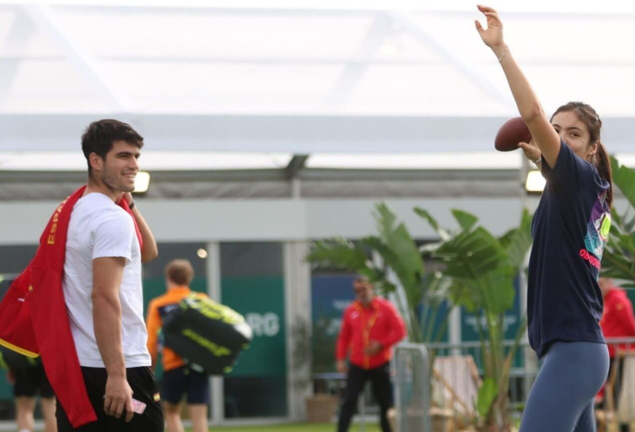  Carlos Alcaraz y Emma Raducanu, durante un entrenamiento del US Open.