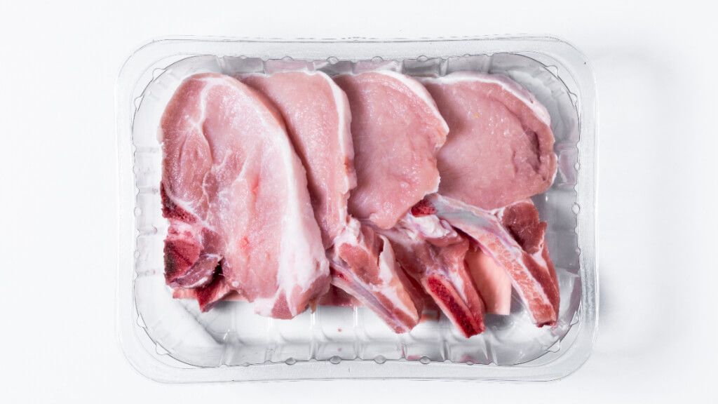  Imagen de archivo de carne de cerdo fileteada