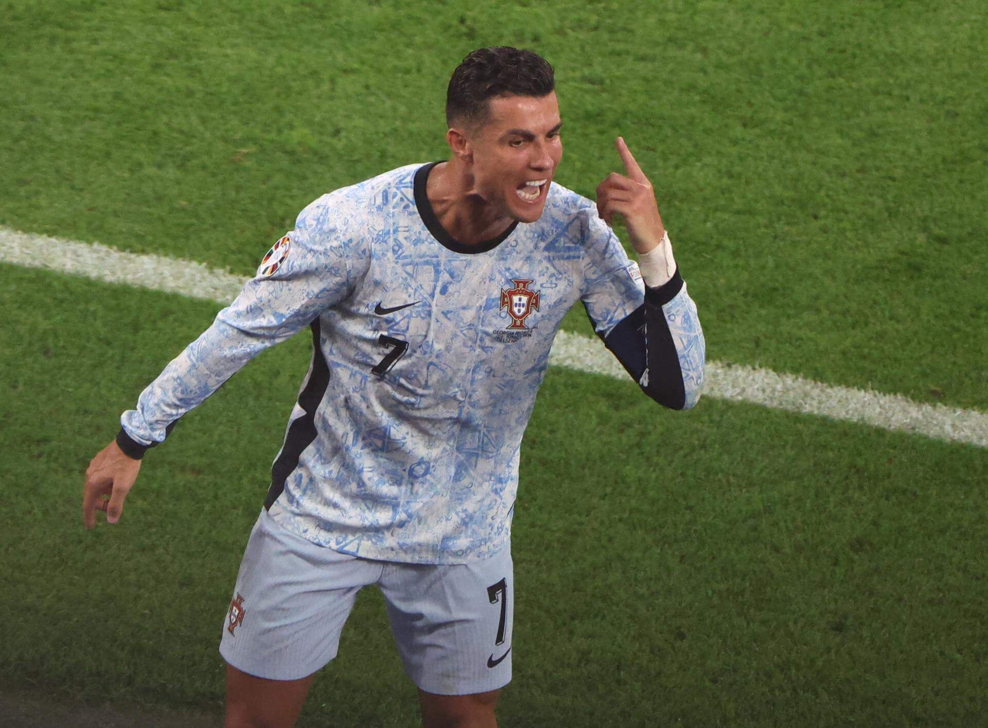  Cristiano Ronaldo, en el Georgia-Portugal de la Eurocopa.