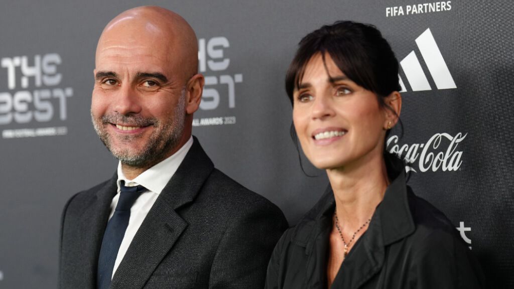  Cristina Serra y Pep Guardiola en los premios The Best (Europa Press)
