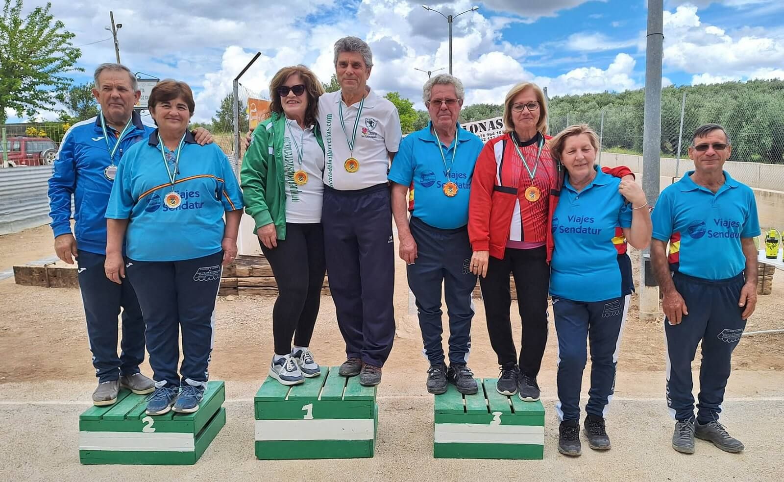 Uno de los podios en el Campeonato de Andalucía de parejas mixtas de Bolo.
