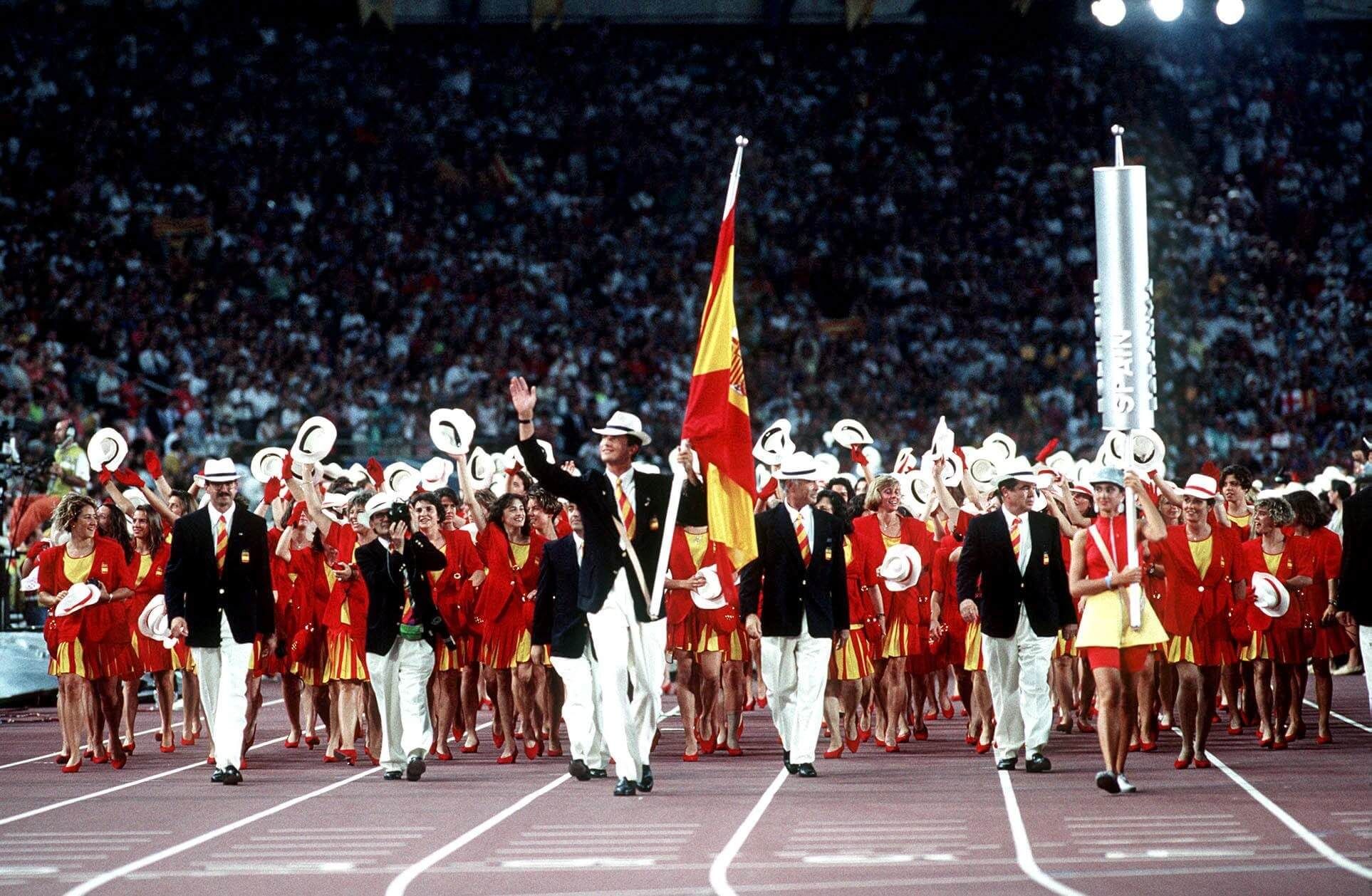  Felipe VI portando la bandera en Barcelona'92