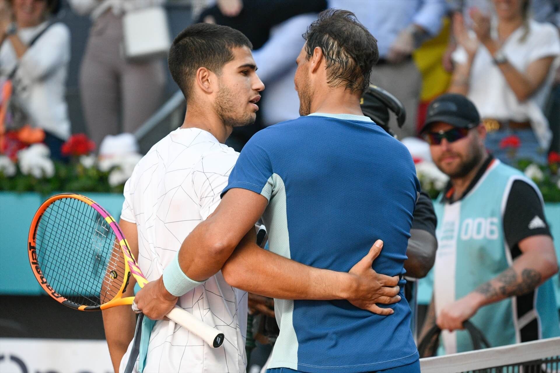 Carlos Alcaraz y Rafa Nadal en un encuentro en el Mutua Open de Madrid