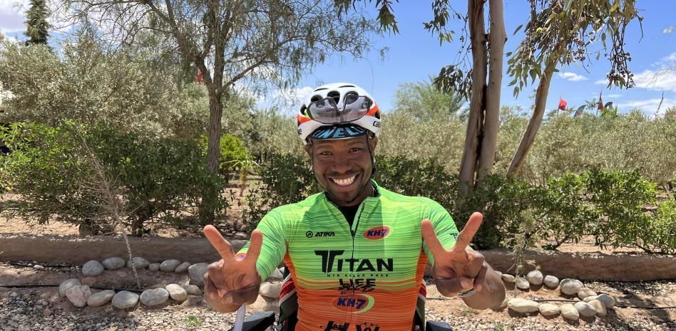 Lester Fernández preparado para la Titan Desert.