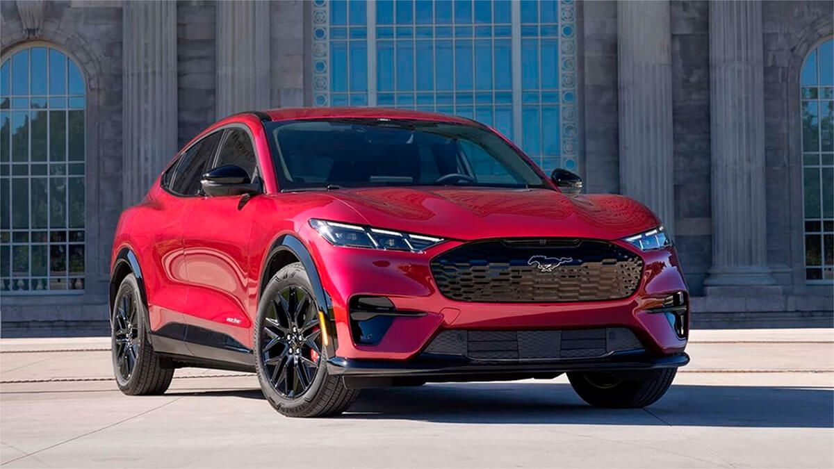  Ford Mustang Mach-E 2025