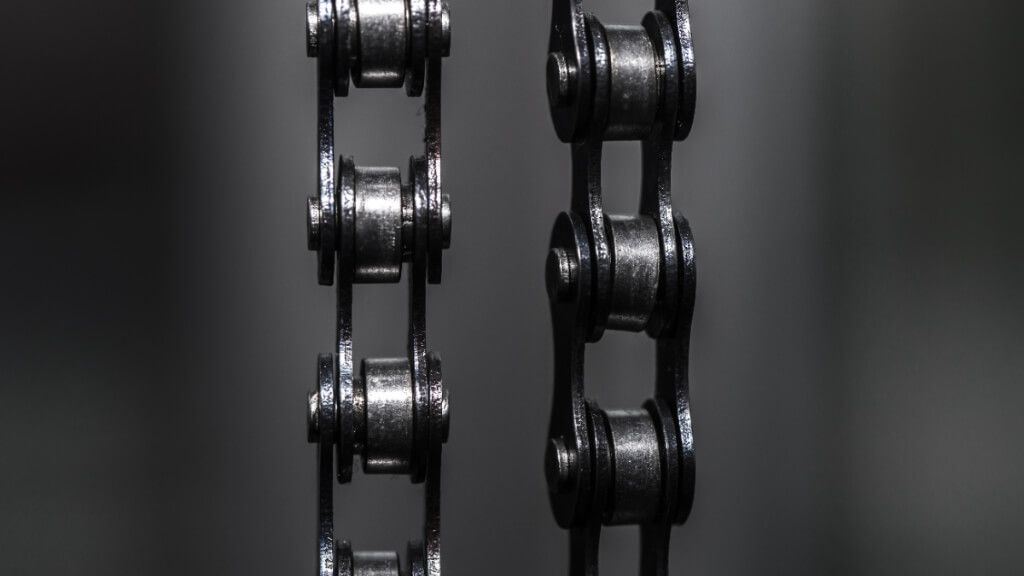 La cadena vuelve a estar presente en los vehículos (foto: freepik).