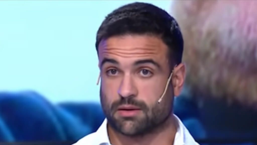  Carlos Díaz, psicoanalista que trató a Maradona (captura América TV).