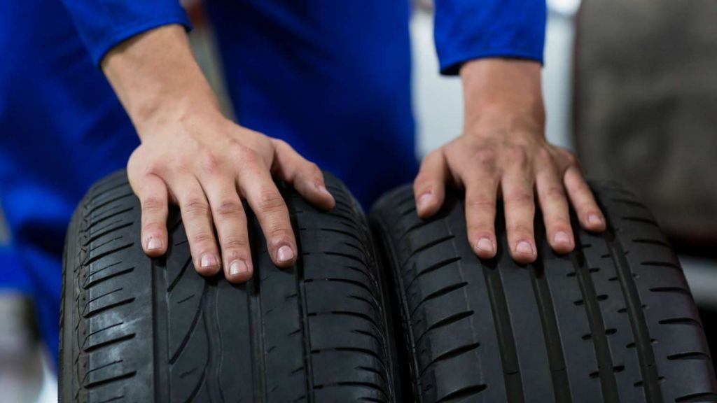 DGT: trucos para saber si tus ruedas están gastadas y evitar una multa.