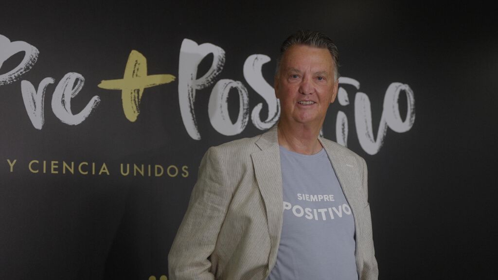 Louis Van Gaal en la campaña 'Siempre + Positivo'