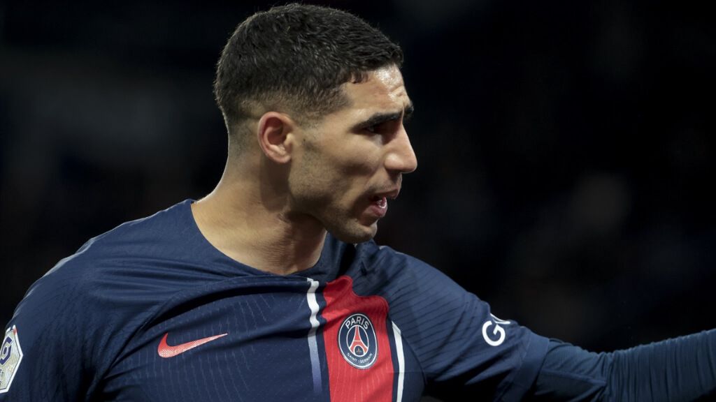  Achraf Hakimi, jugador del Paris Saint-Germain