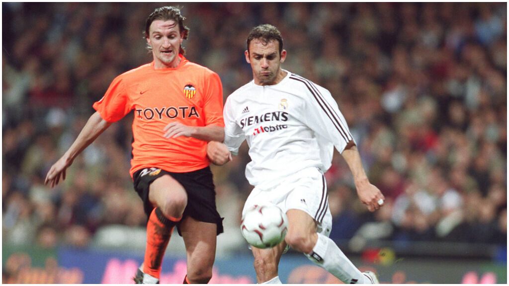  Mista, ante Raúl Bravo en un Real Madrid-Valencia (foto: Cordon Press).