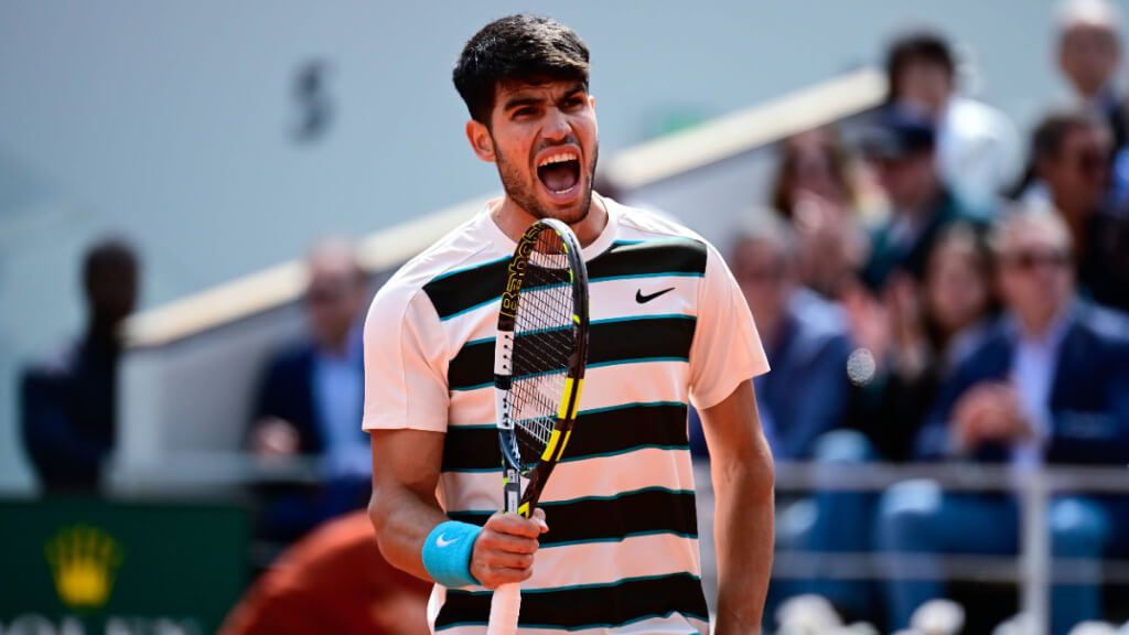 Carlos Alcaraz celebrando un punto (Cordon Press)