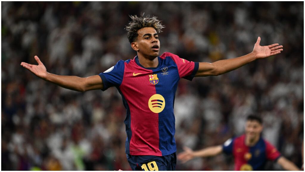 Lamine Yamal celebra su gol frente al Real Madrid.