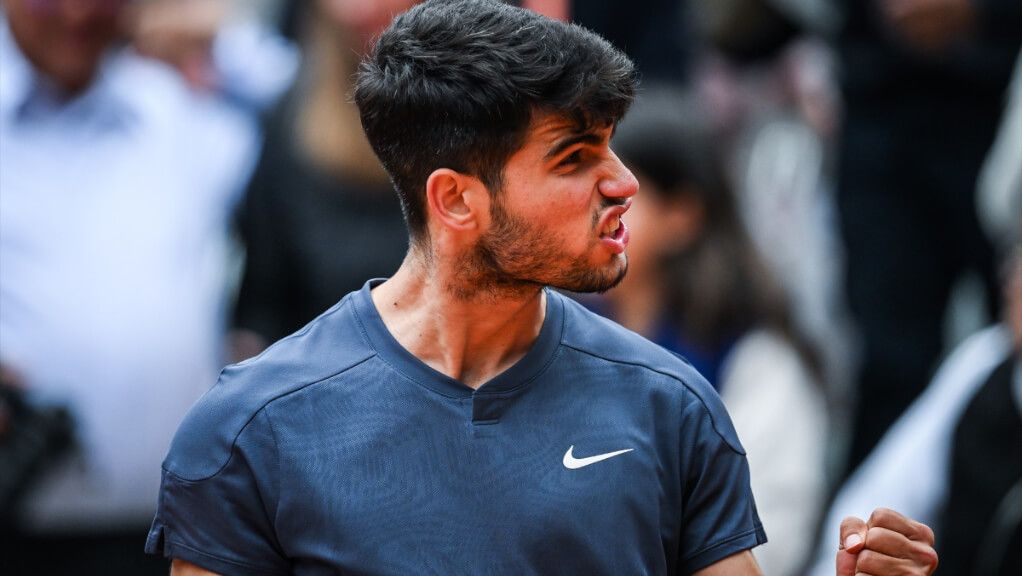  Carlos Alcaraz empata a un set el partido ante Jannik Sinner en Roland Garros (foto: Europa Press).