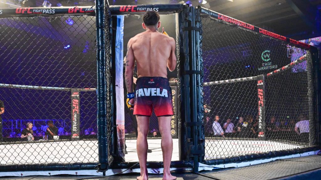 Jaula de MMA (Cordon Press)