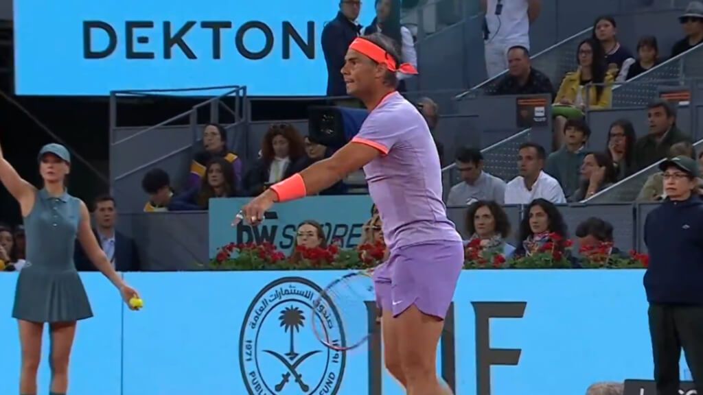 Rafa Nadal, señalando dónde había botado la pelota (RTVE)