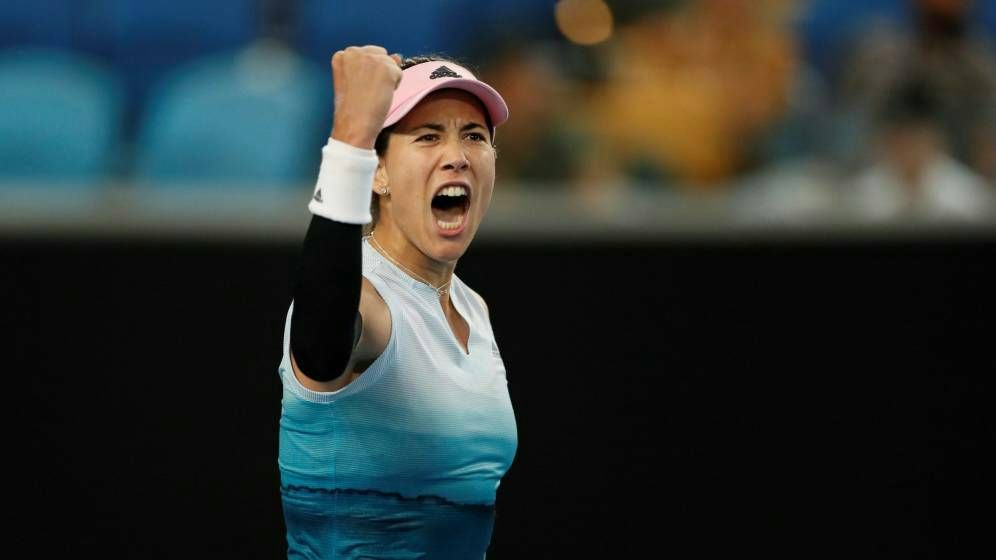 Garbiñe Muguruza celebra su victoria ante Yamstremska en el torneo de Dubai.