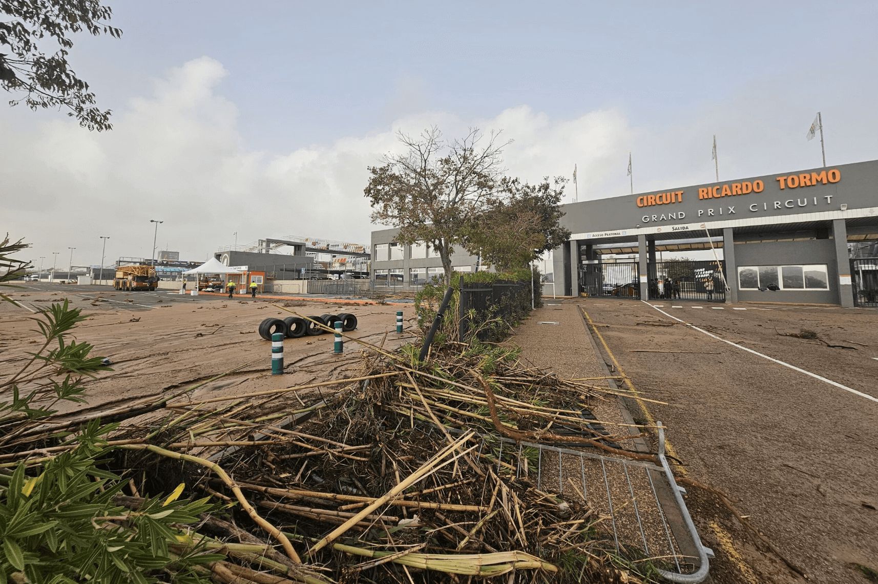  Graves daños en el Circuit Ricardo Tormo tras el impacto de la DANA