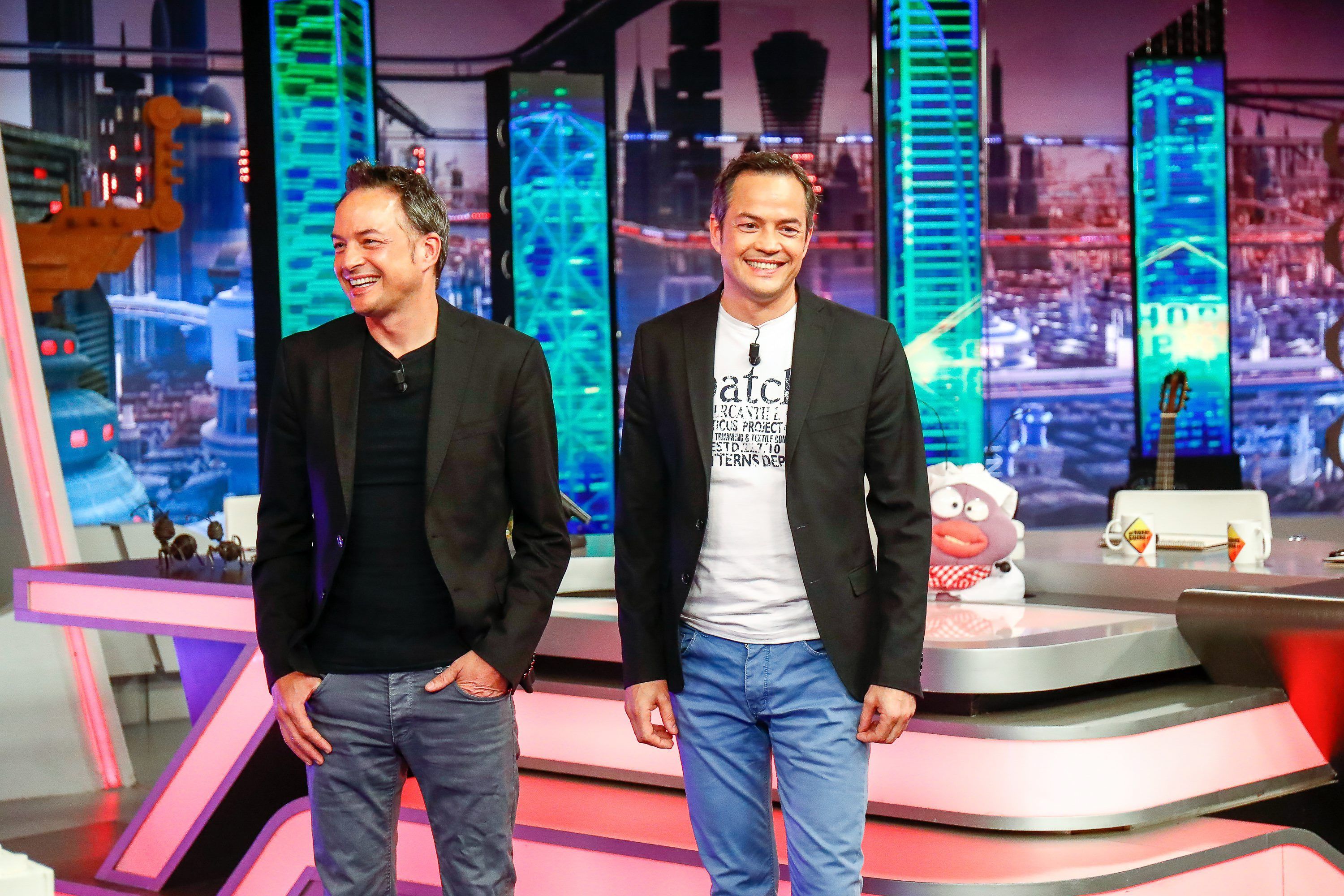  Javier y Sergio Torres en un programa de televisión.