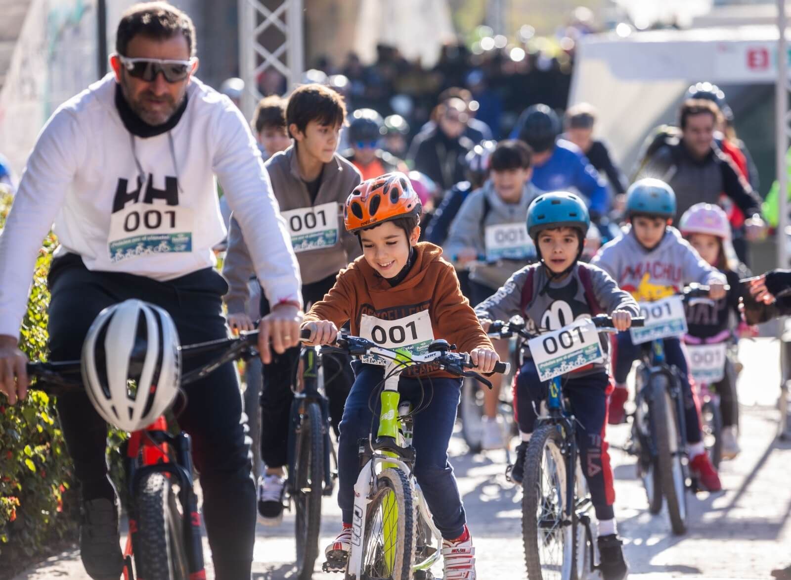  III ‘Pedalea por el Planeta’