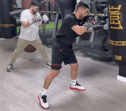  Ilia Topuria y Omar Montes, juntos en el gimnasio.