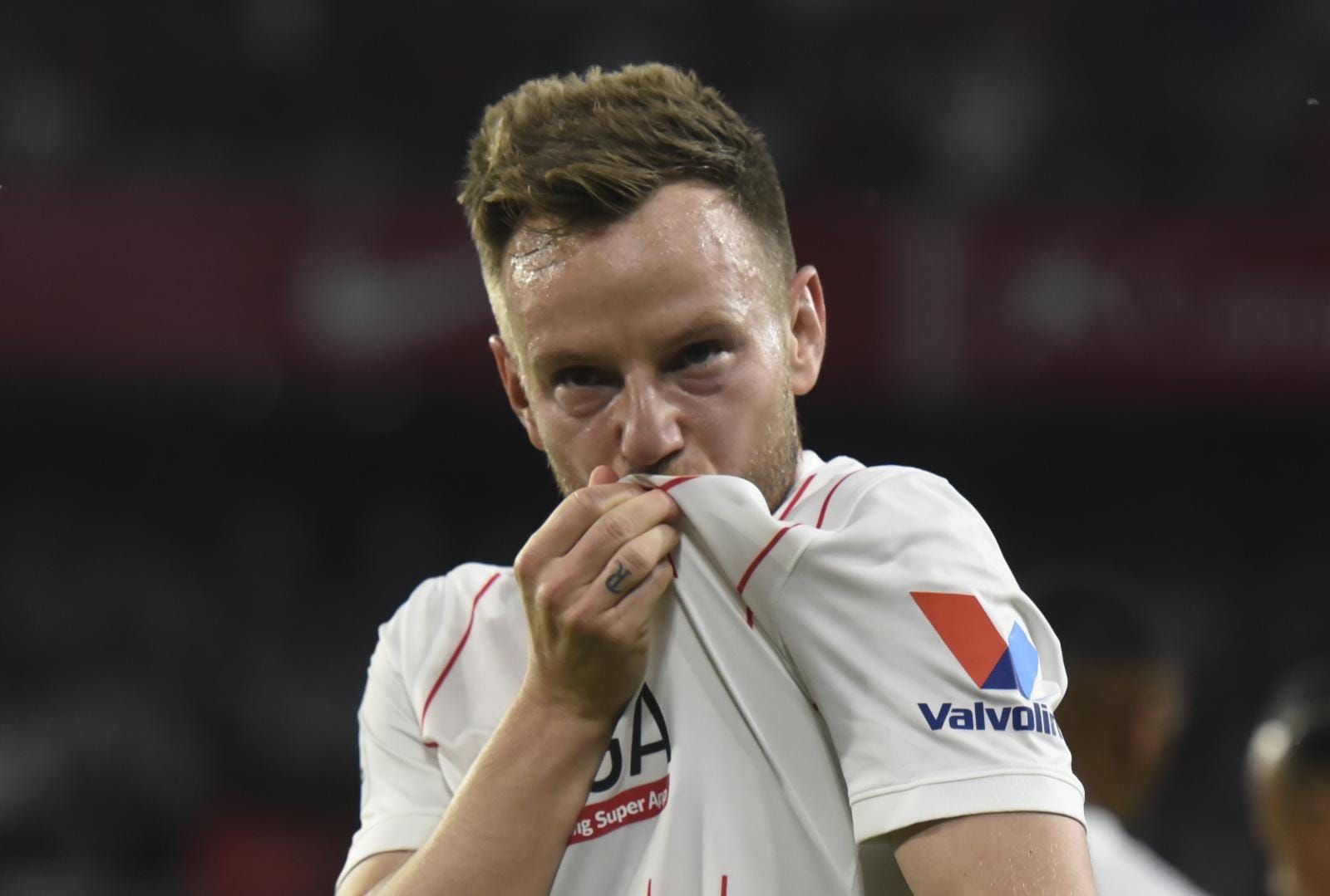  Ivan Rakitic celebra su gol al Real Madrid