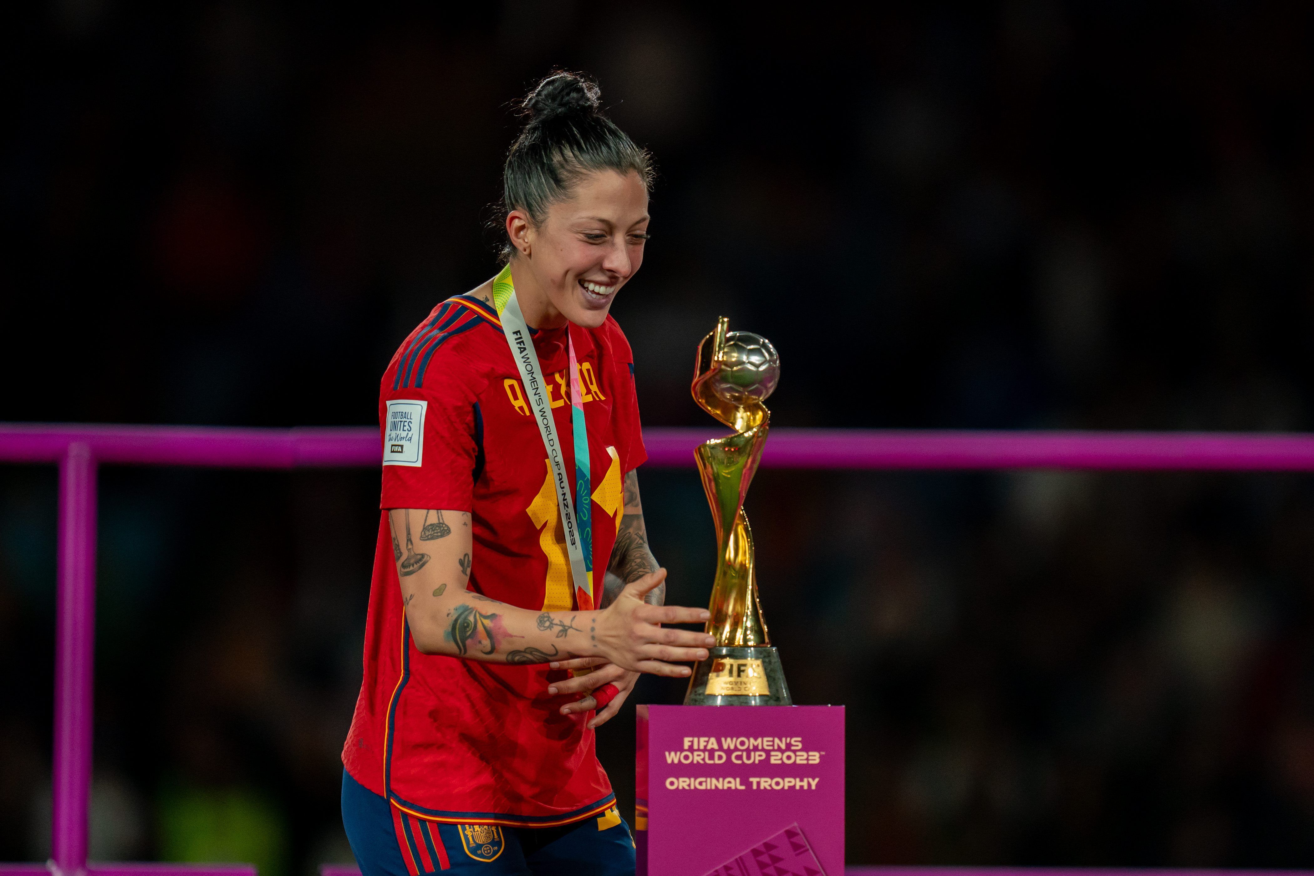 Jenni Hermoso se acerca al trofeo de Campeonas del Mundo (Cordon Press)