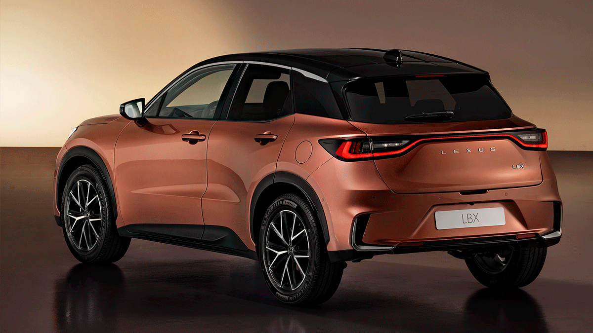  Lexus LBX