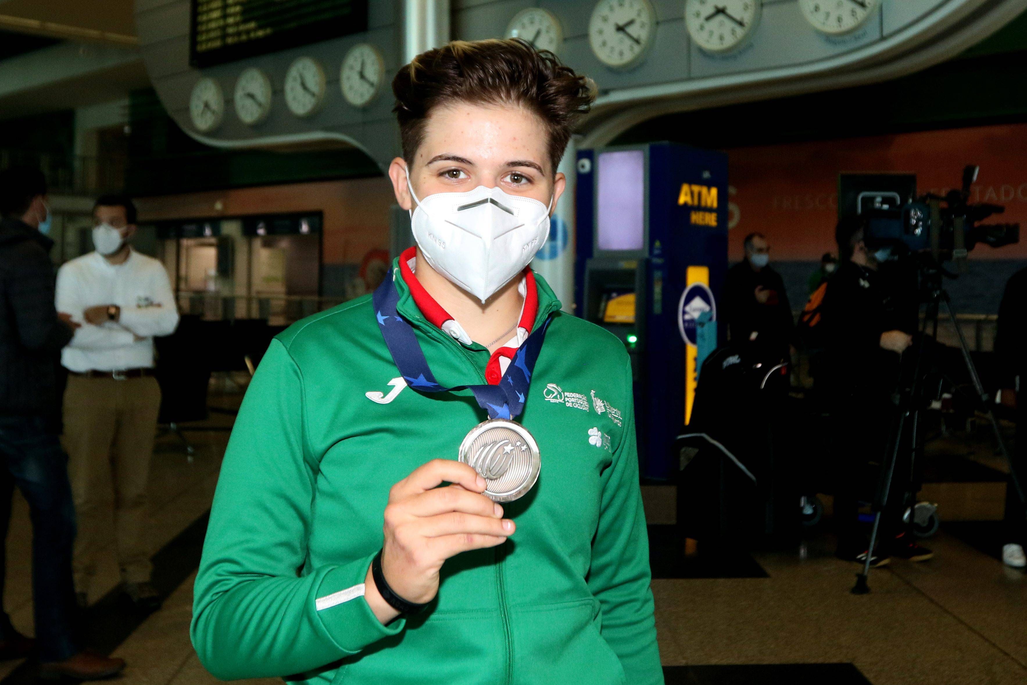  Maria Martins después de ganar la medalla de plata