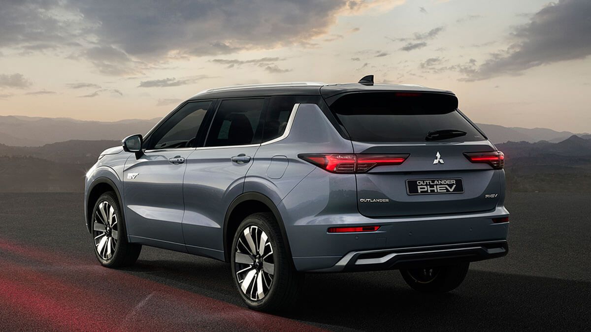  Mitsubishi Outlander PHEV 2025
