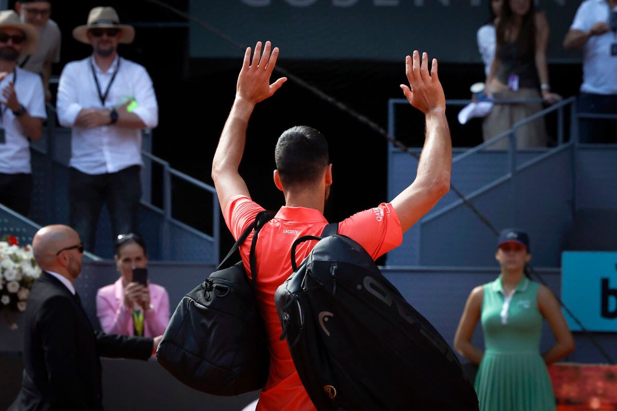Novak Djokovic se despide tras perder en el Masters 1.000 de Madrid.