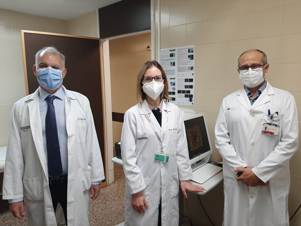 Personas con mascarilla contra el coronavirus