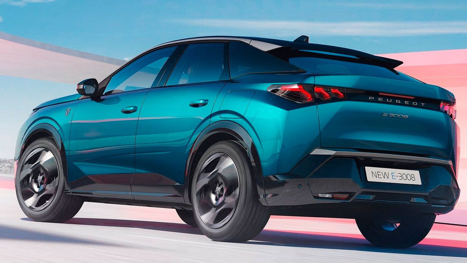 Peugeot E-3008