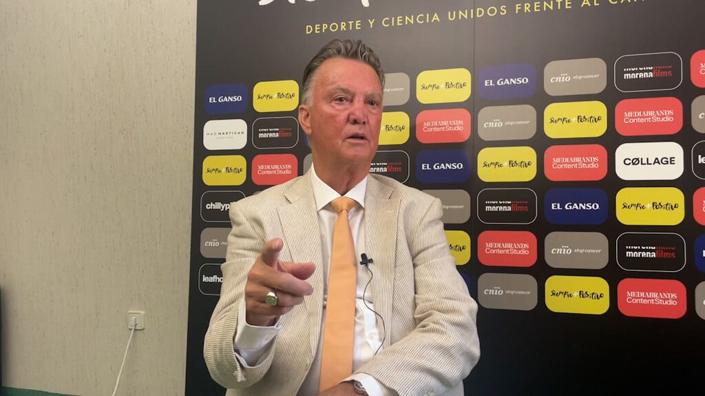  Van Gaal, con ElDesmarque.