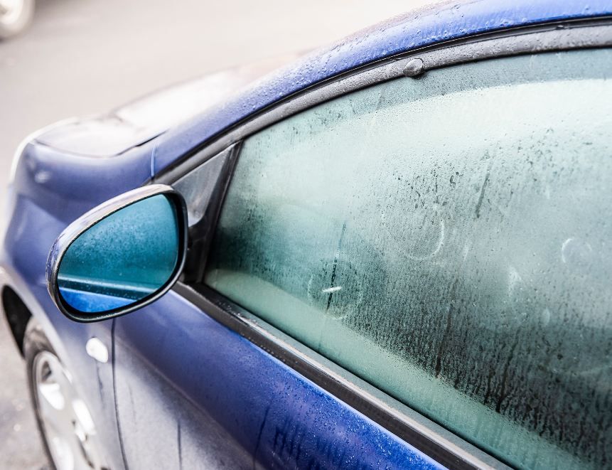  Los mejores trucos para quitar el vaho de tu coche.