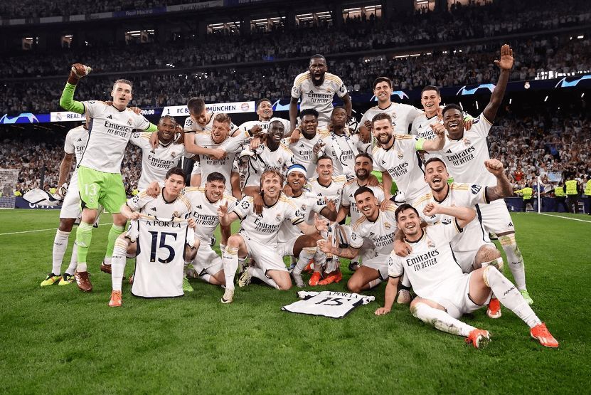  Los jugadores del Real Madrid celebrando el pase a la final de la Champions.
