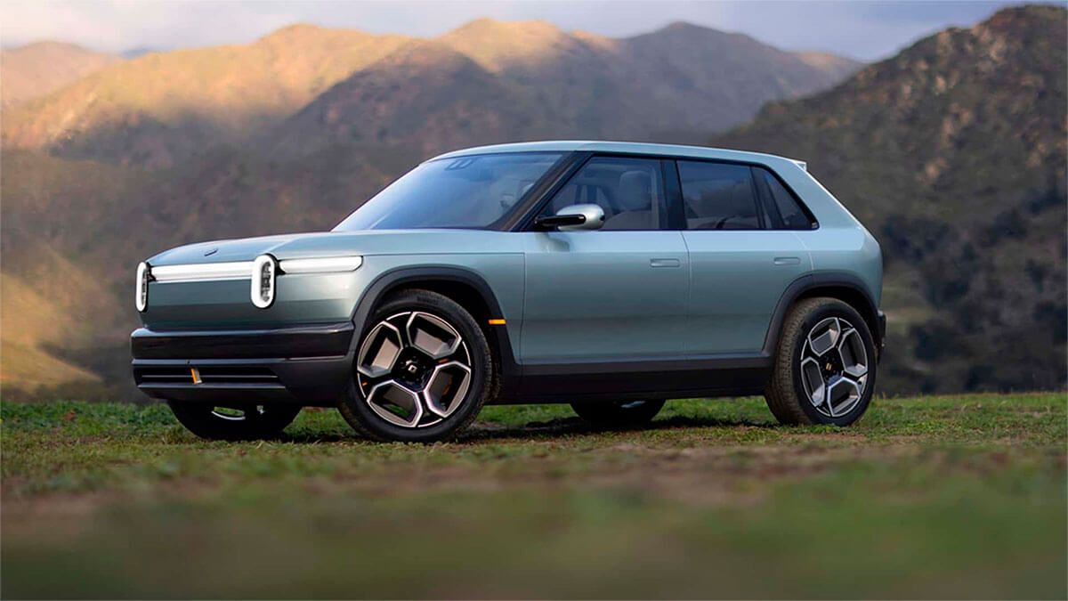  Rivian 3