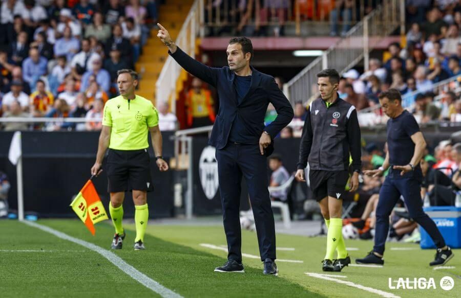  Rubén Baraja, ante el Deportivo Alavés.