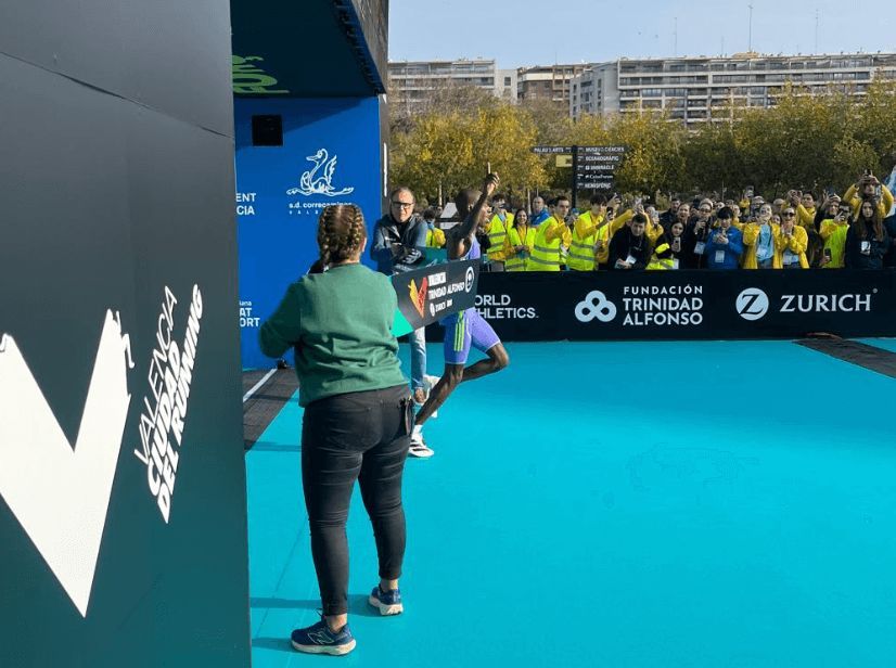 Sebastian Sawe gana el Maratón Valencia