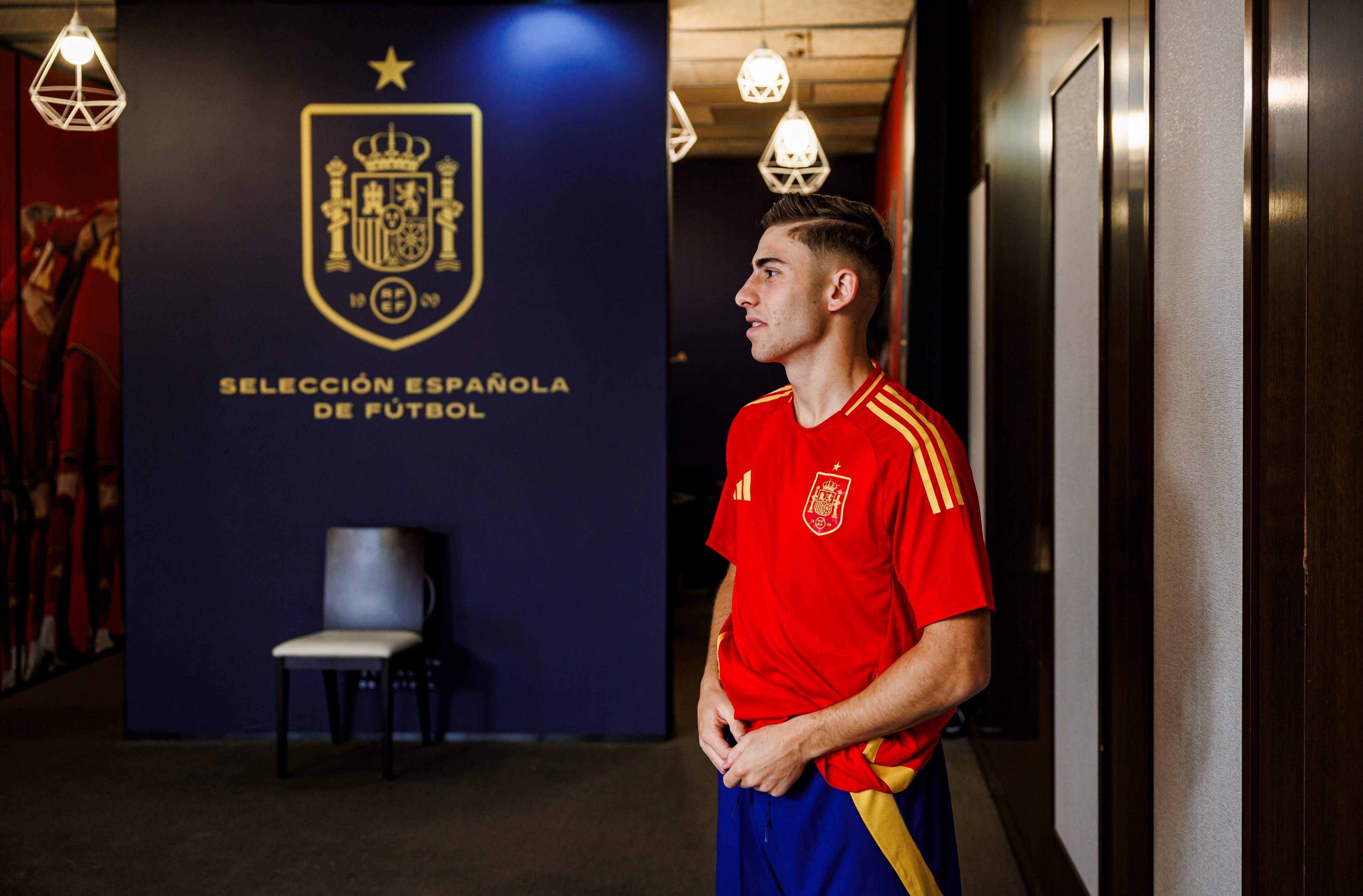  Fermín López, con la Selección Española.