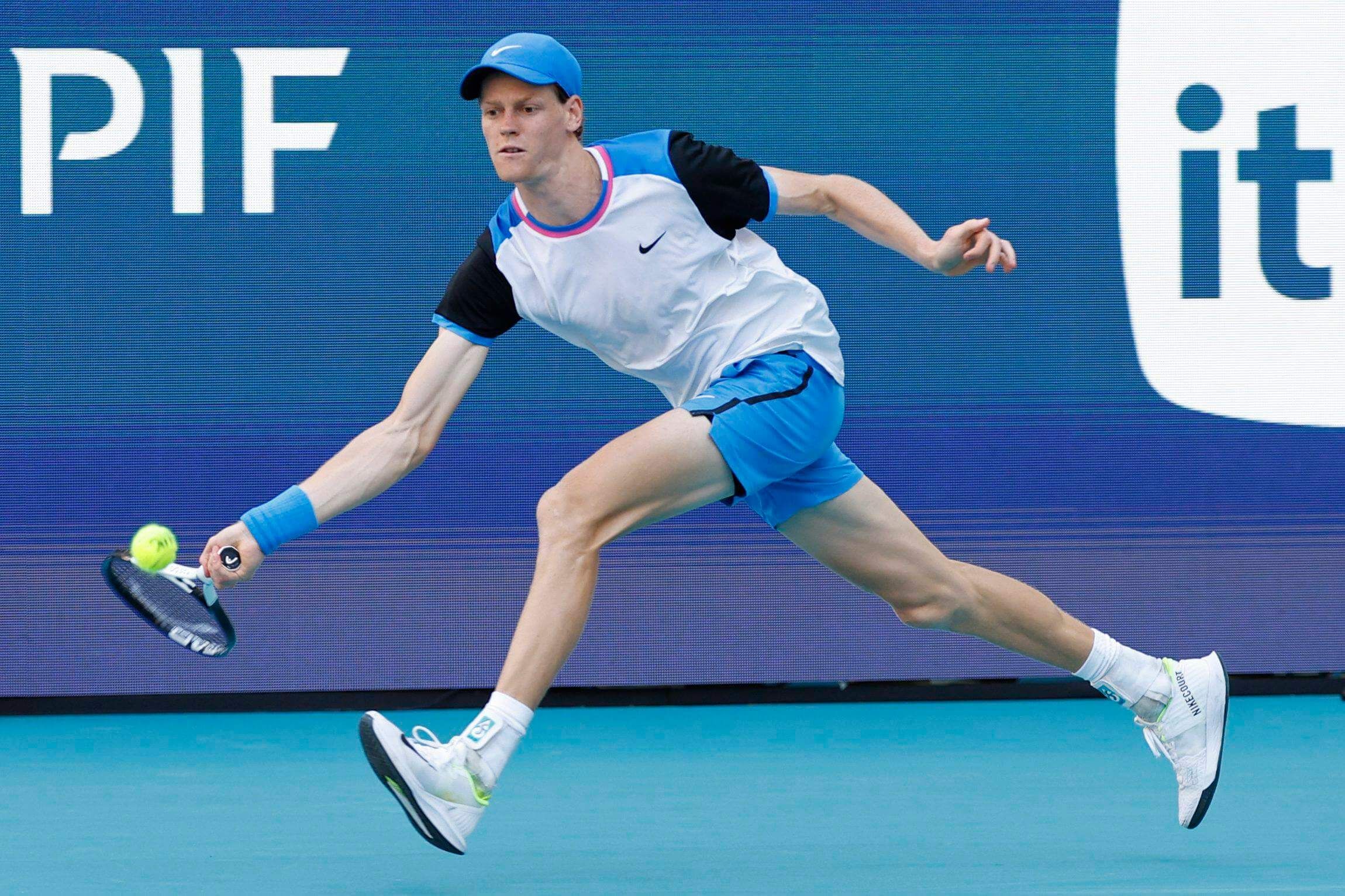  Jannik Sinner durante el encuentro ante Dimitrov