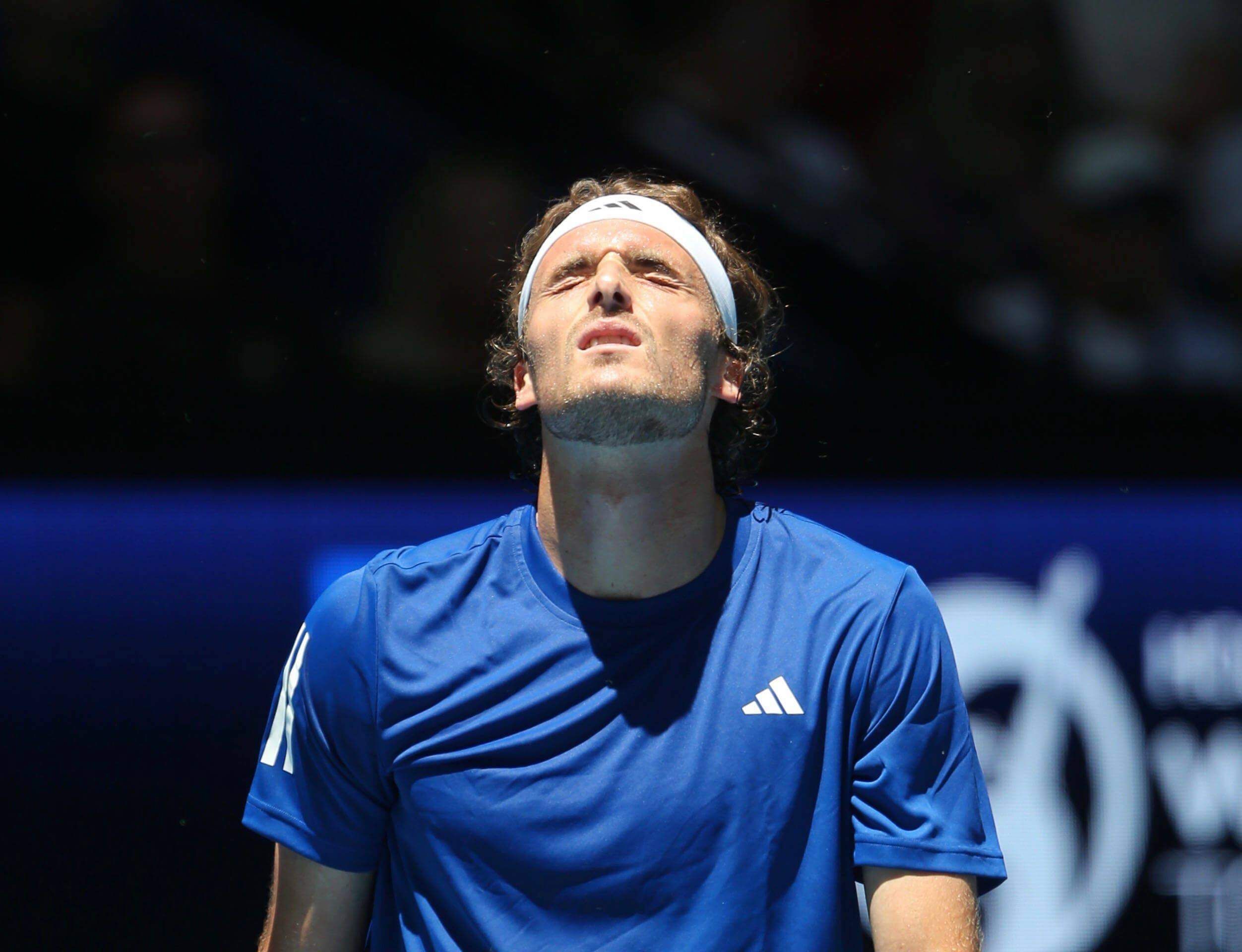 Stefanos Tsitsipas, durante un partido.