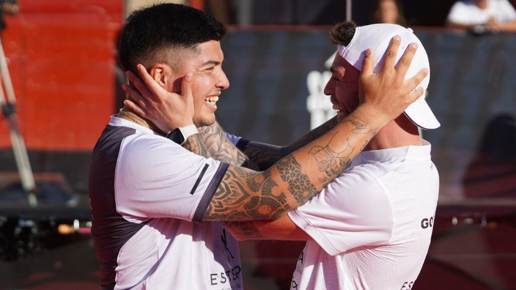  Tolito Aguirre y Gonzalo Alfonso durante el torneo de Sanlúcar de Barrameda (Fuente: A1 Pádel)