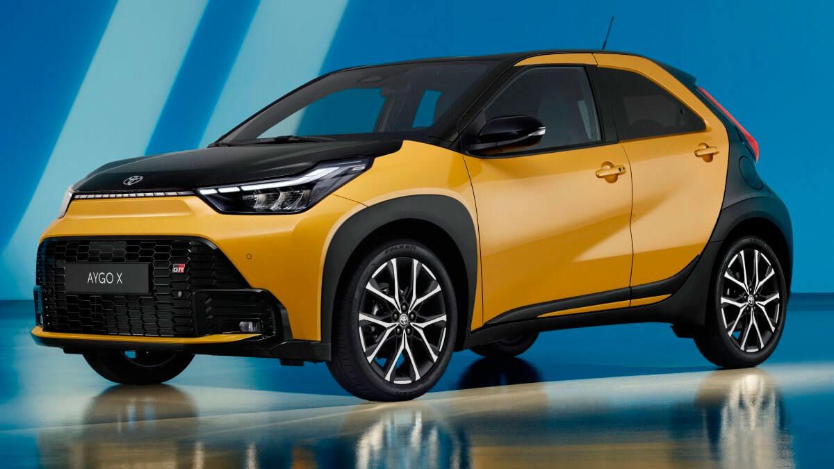  Toyota Aygo X Cross híbrido