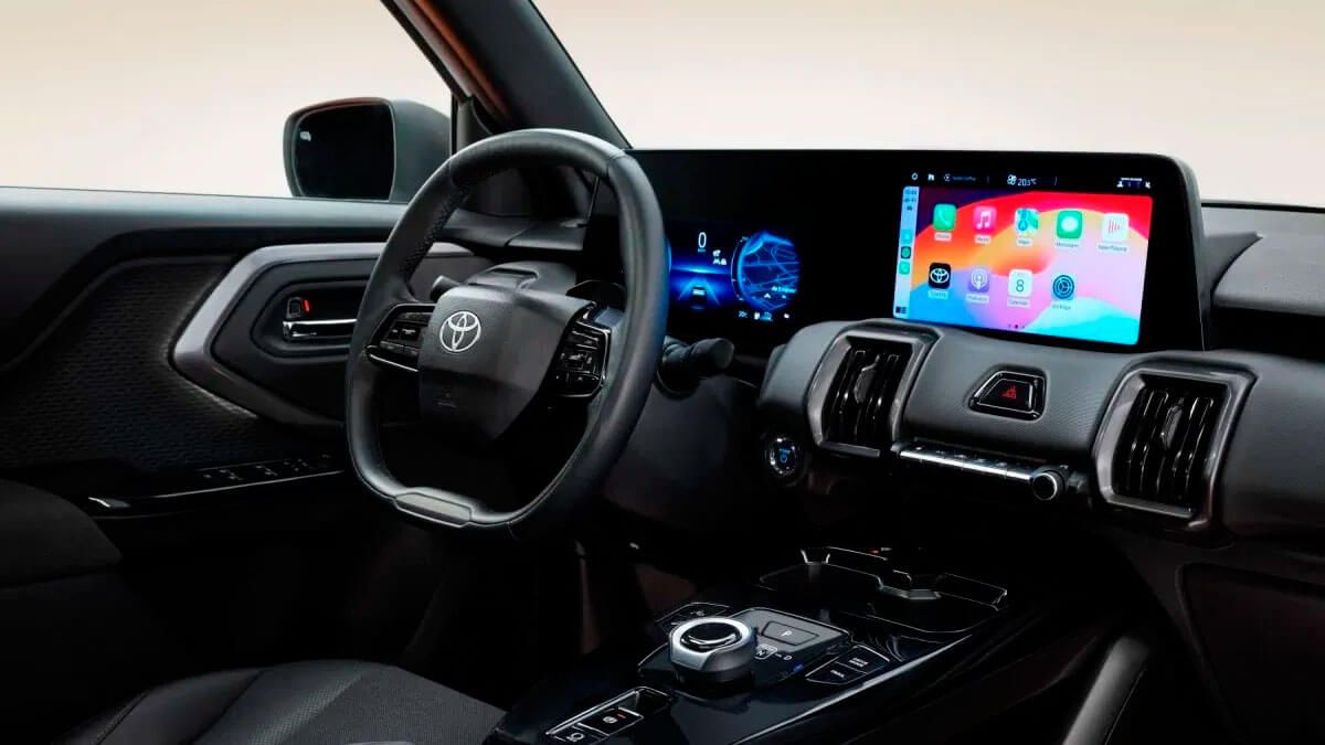  Toyota Urban Cruiser