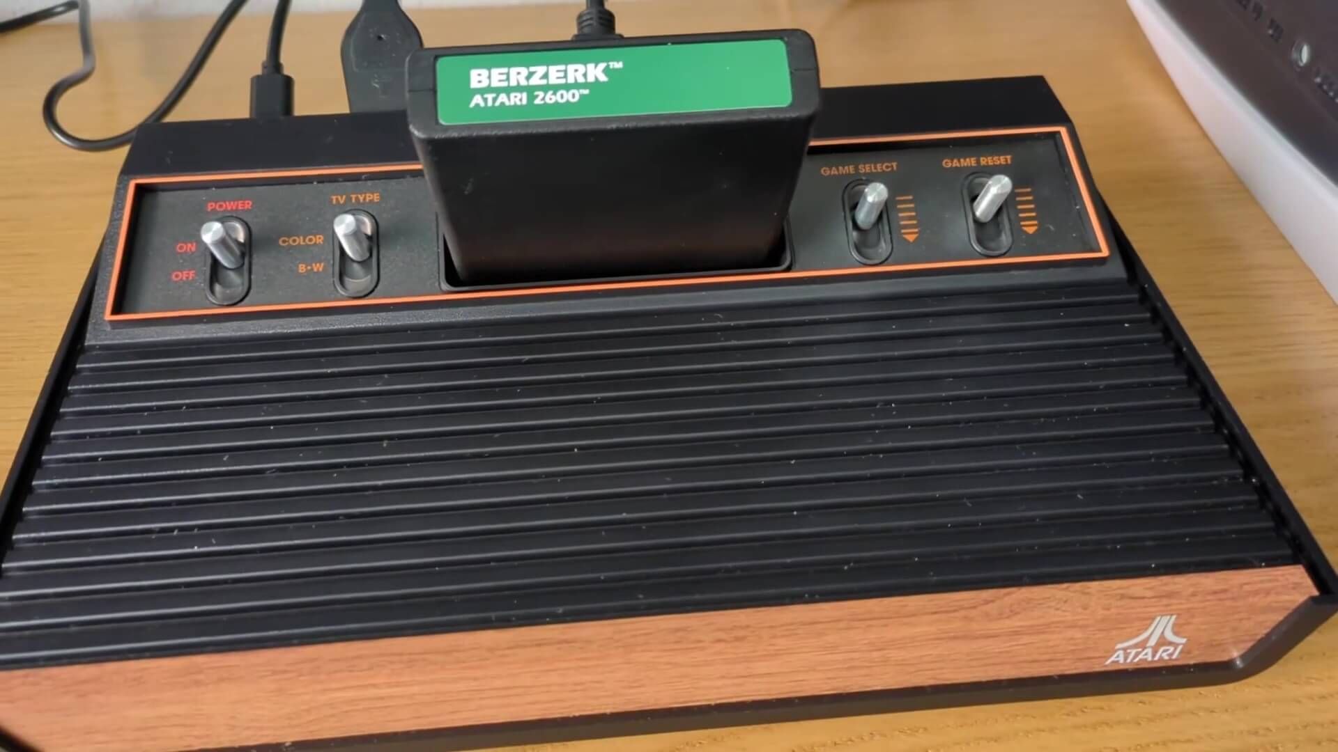  Atari 2600+