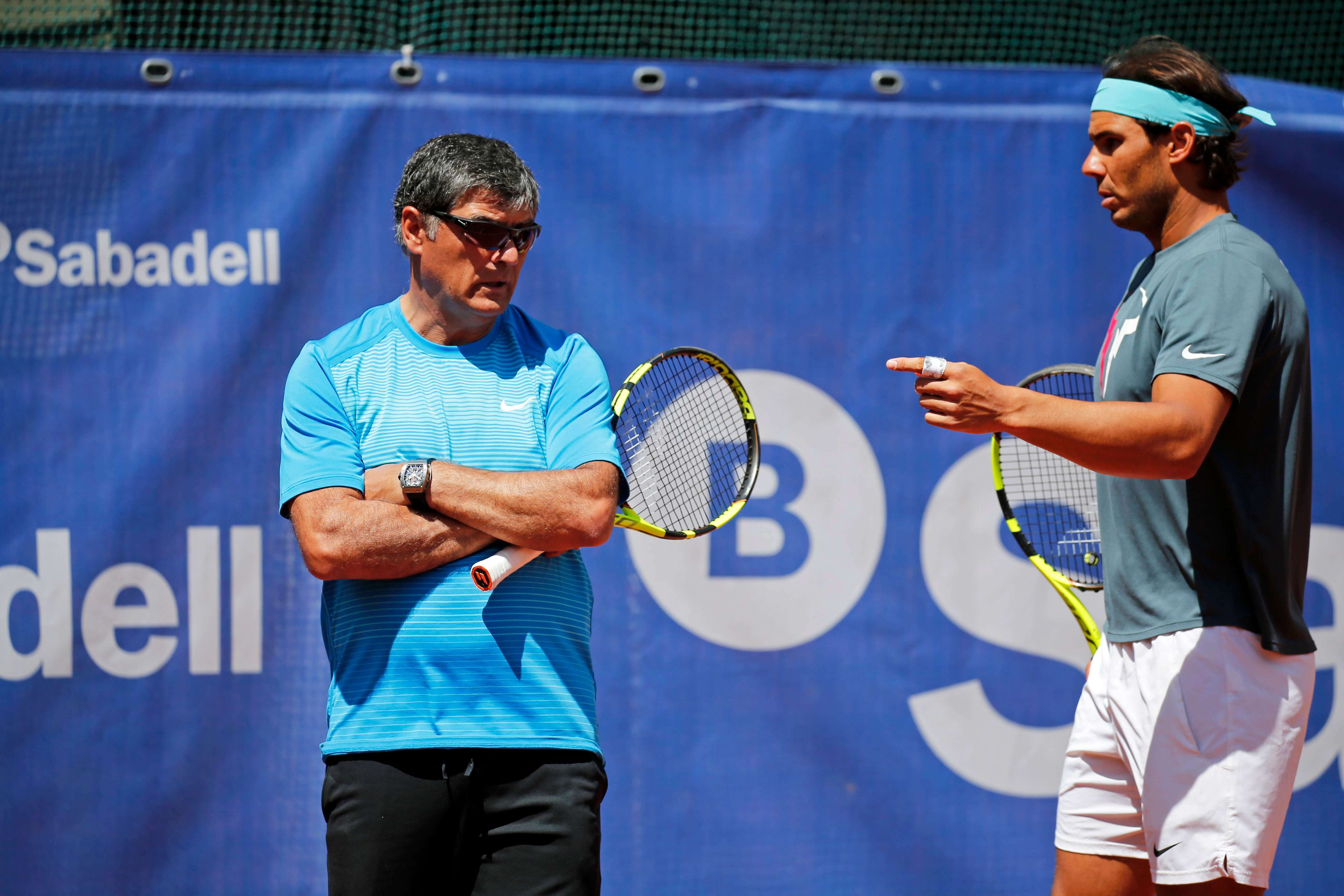  Toni y Rafa Nadal durante un entrenamiento (Fuente: Cordon Press)