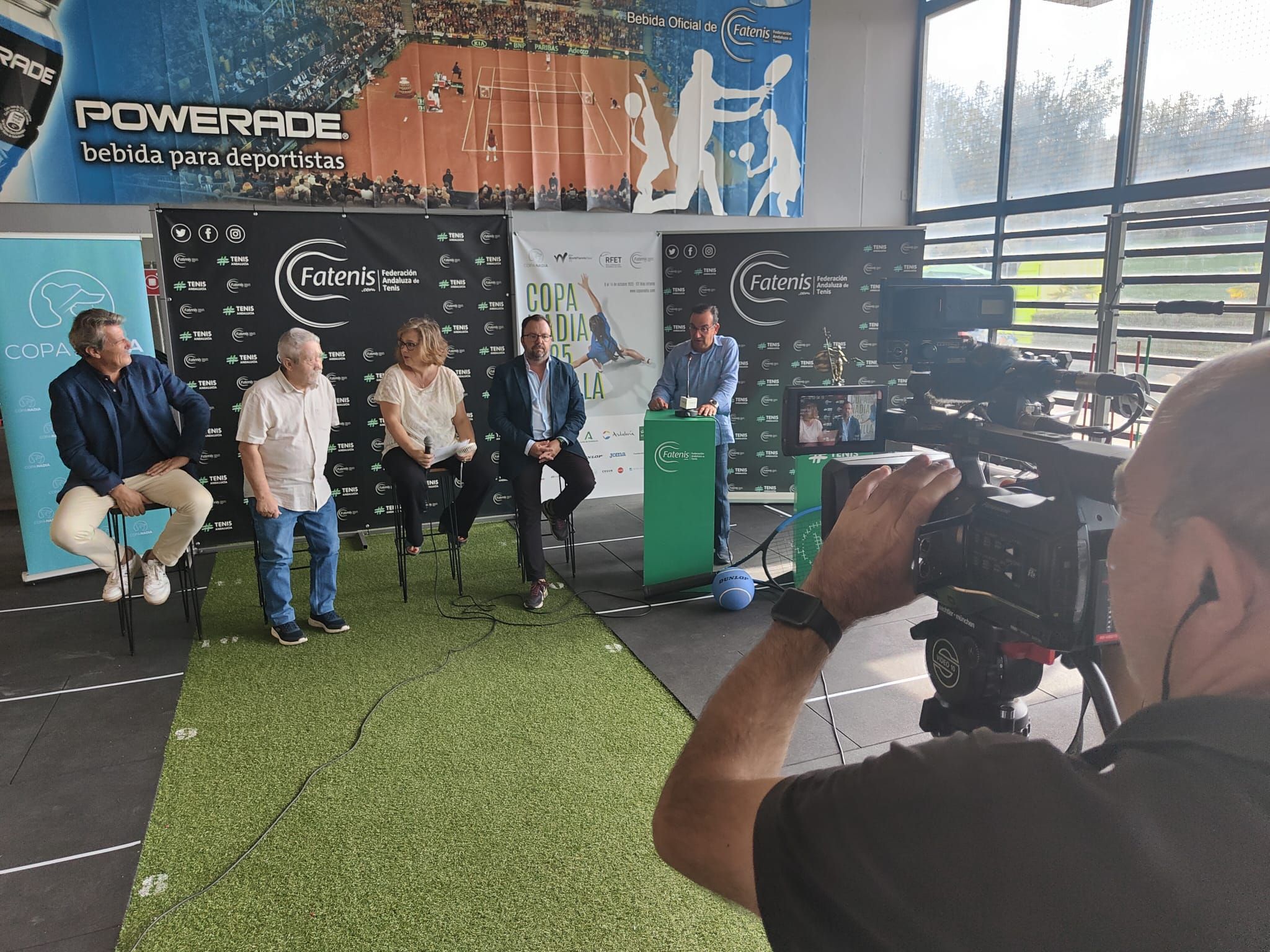  Presentación de la Copa Nadia de tenis.